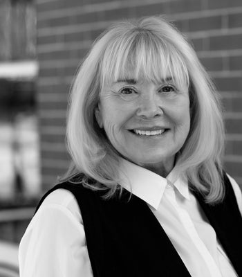 Portrait of Jonna Beardsley, Legacy Partner.